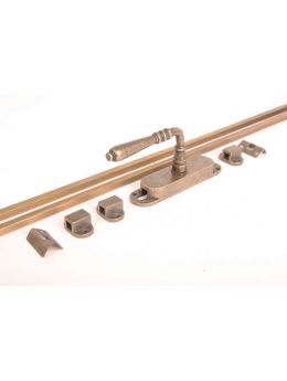 Krukespagnolet kruk 710 met stangen maat 2400mm in Brons antiek.
